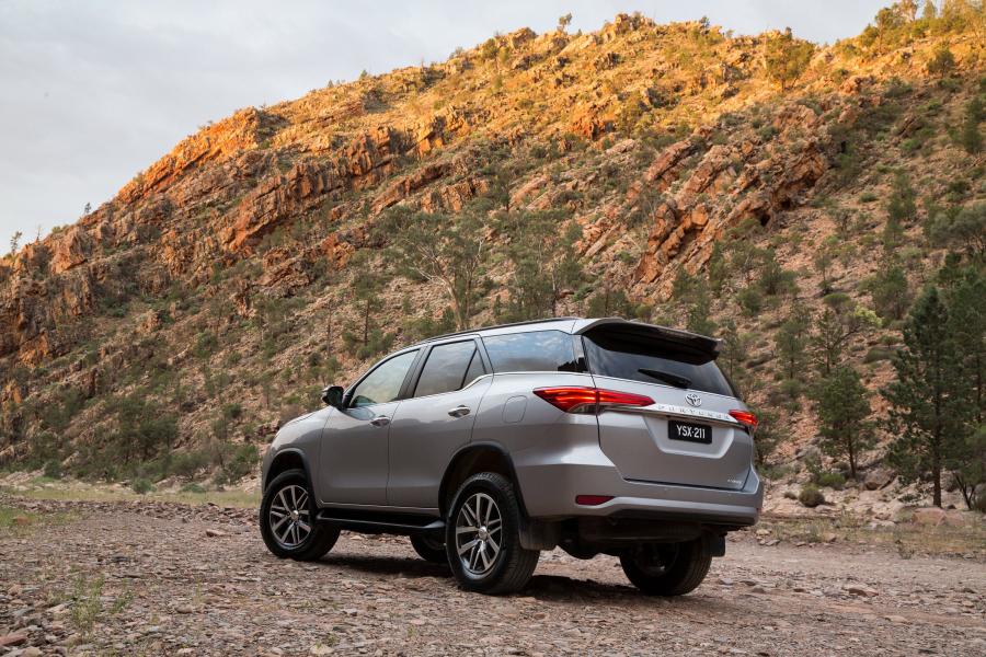  Toyota Fortuner Crusade (AN160) 2015 года  (AU) (фото 27 из 37)